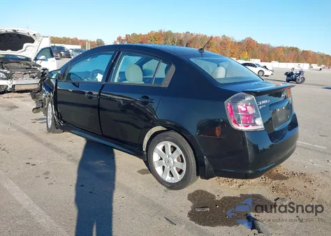 2011 Nissan Sentra 2.0Sr z USA, uszkodzony, nr VIN 3N1AB6AP5BL651016